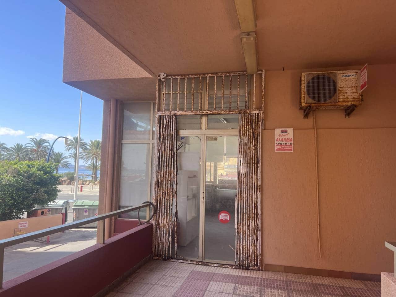 Erhverv til salg i La Manga del Mar Menor - € 48.000 (Ref: 9279891)