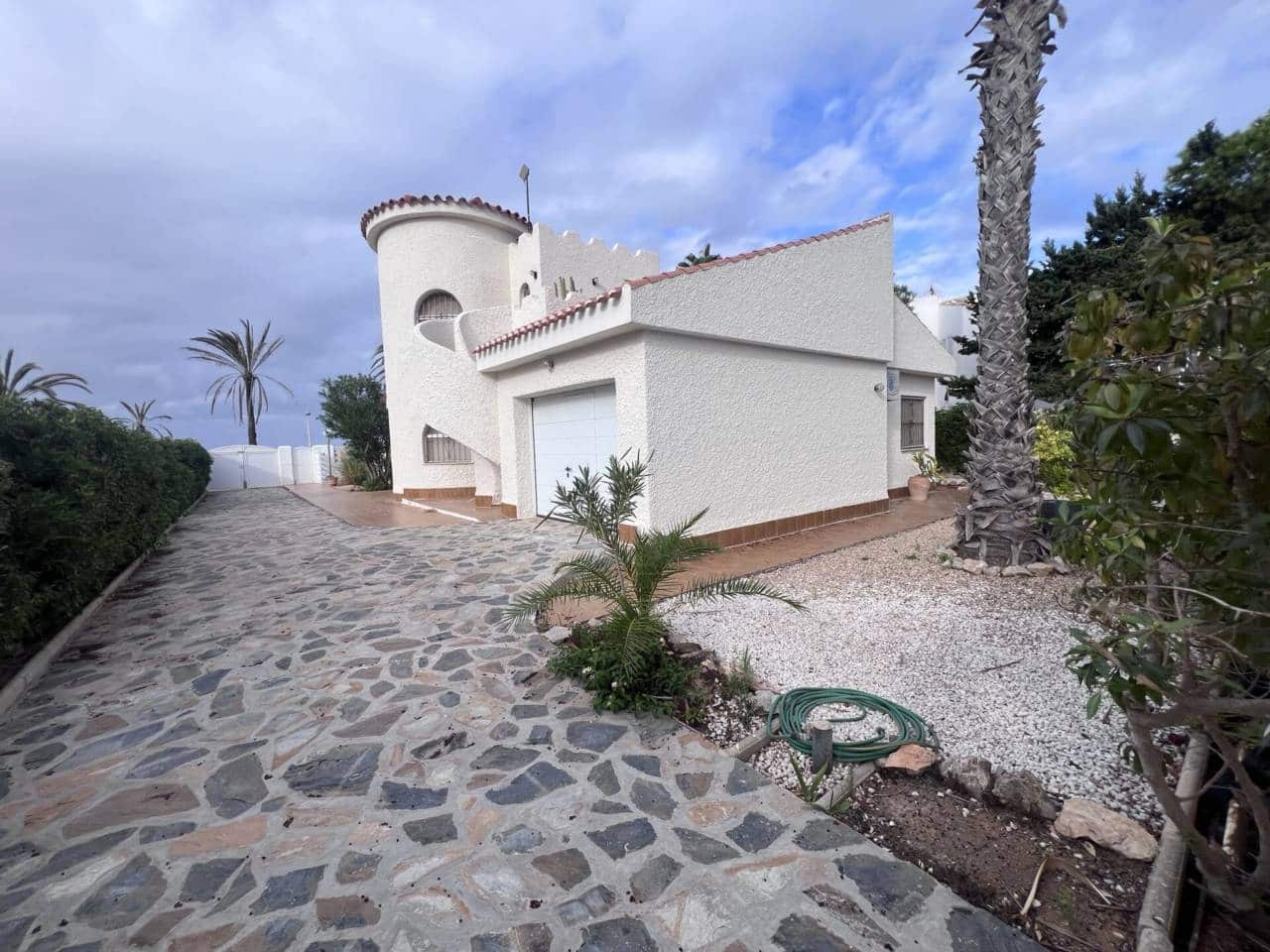 3 camera da letto Villa in vendita in La Manga del Mar Menor con piscina garage - 495.000 € (Rif: 9289949)