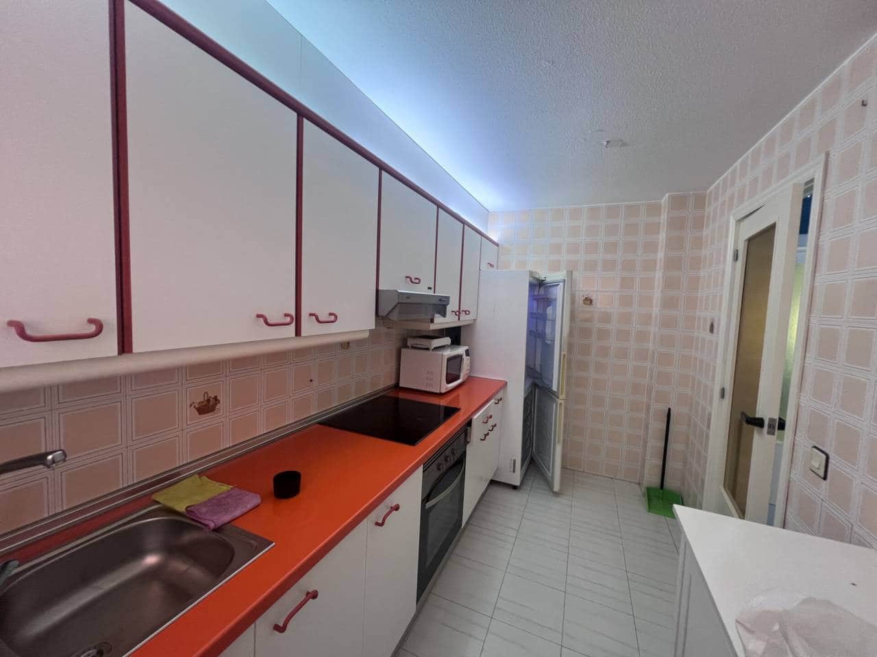 3 bedroom Apartment for sale in La Manga del Mar Menor with pool garage - € 180,000 (Ref: 9294953)