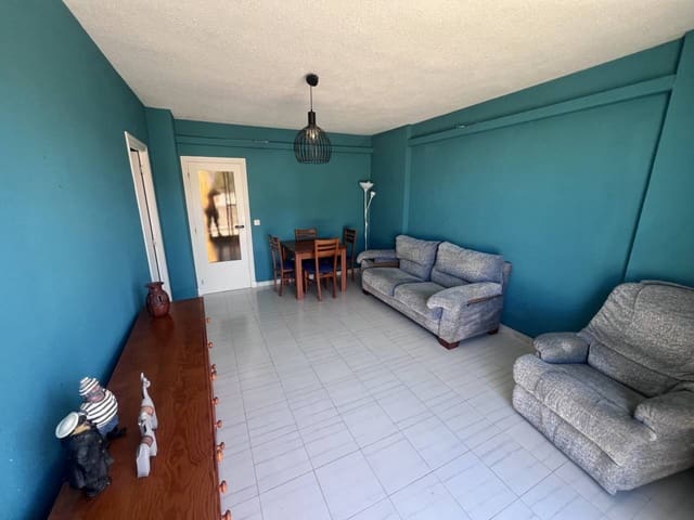 3 bedroom Apartment for sale in La Manga del Mar Menor with pool garage - € 180,000 (Ref: 9294953)