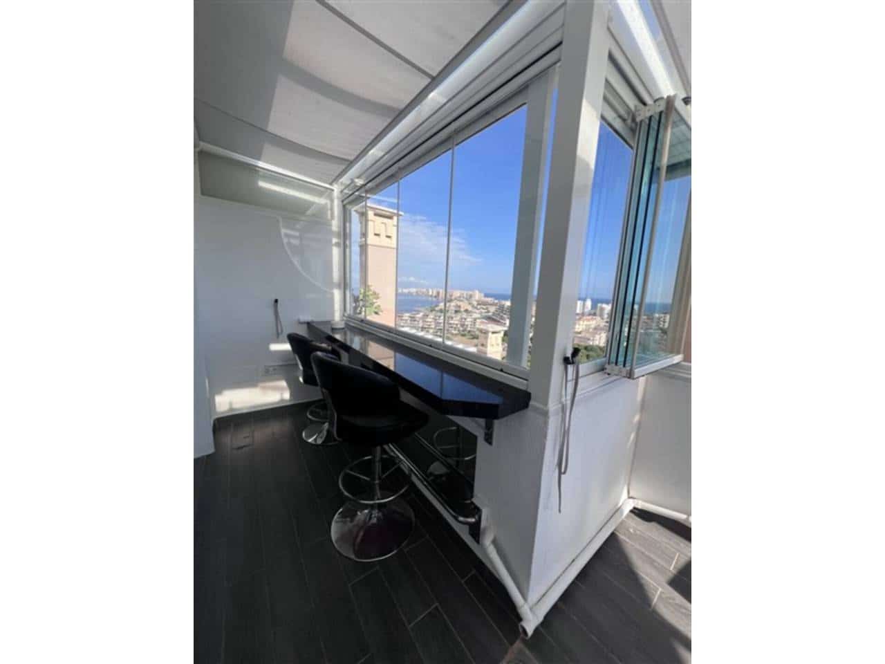 2 chambre Appartement à vendre à La Manga del Mar Menor avec piscine garage - 290 000 € (Ref: 9330056)