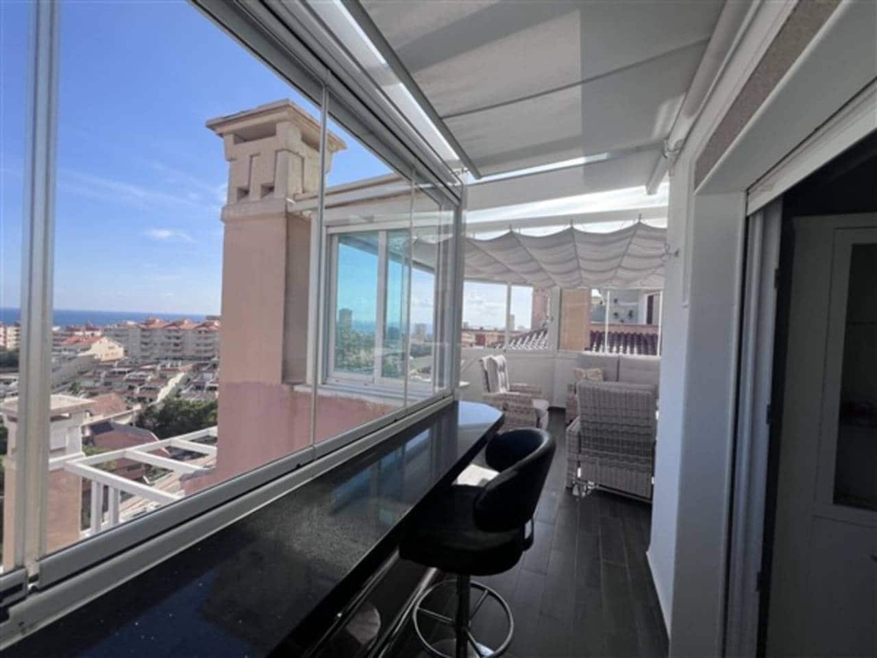 2 chambre Appartement à vendre à La Manga del Mar Menor avec piscine garage - 290 000 € (Ref: 9330056)