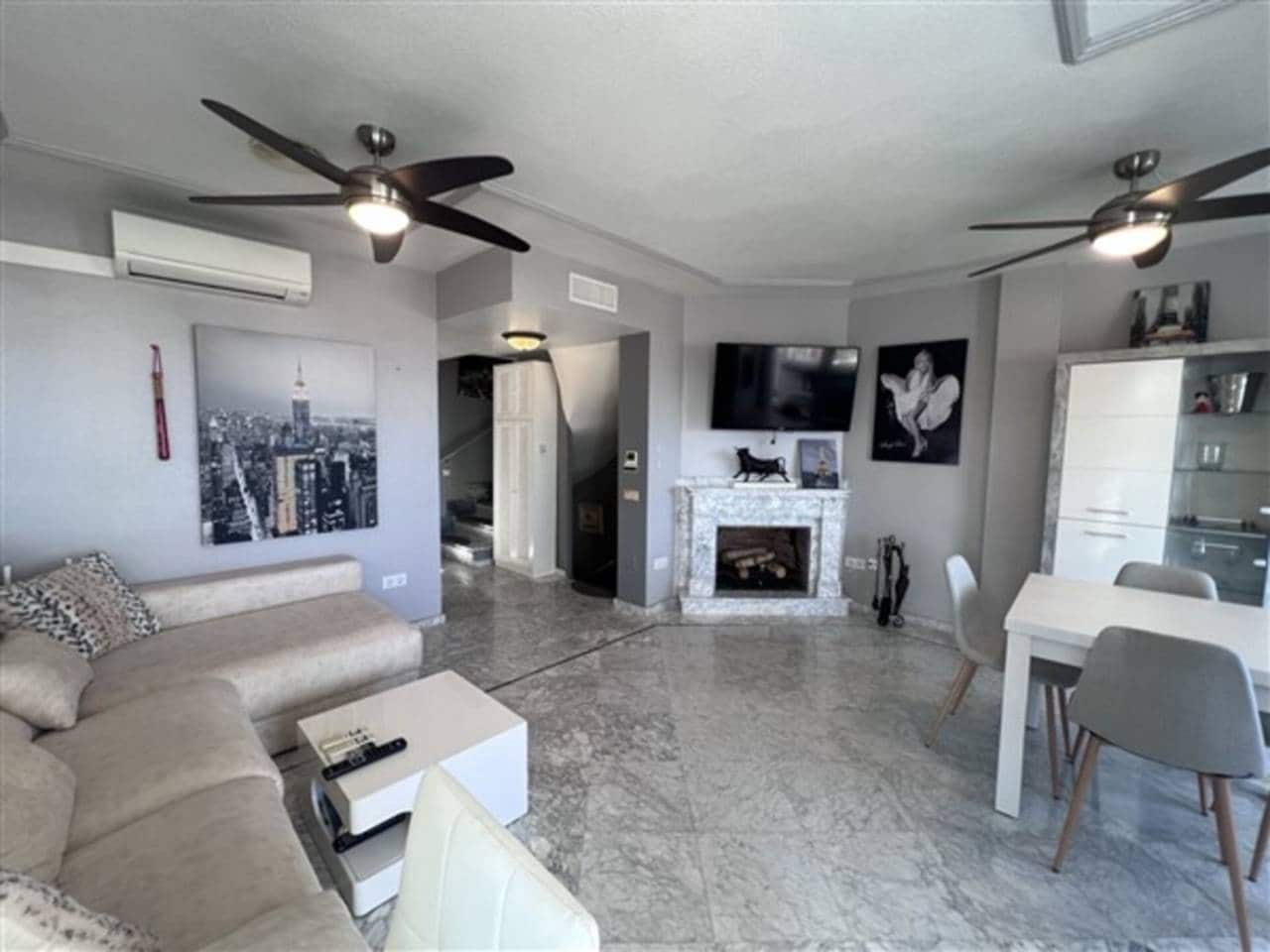 2 chambre Appartement à vendre à La Manga del Mar Menor avec piscine garage - 290 000 € (Ref: 9330056)