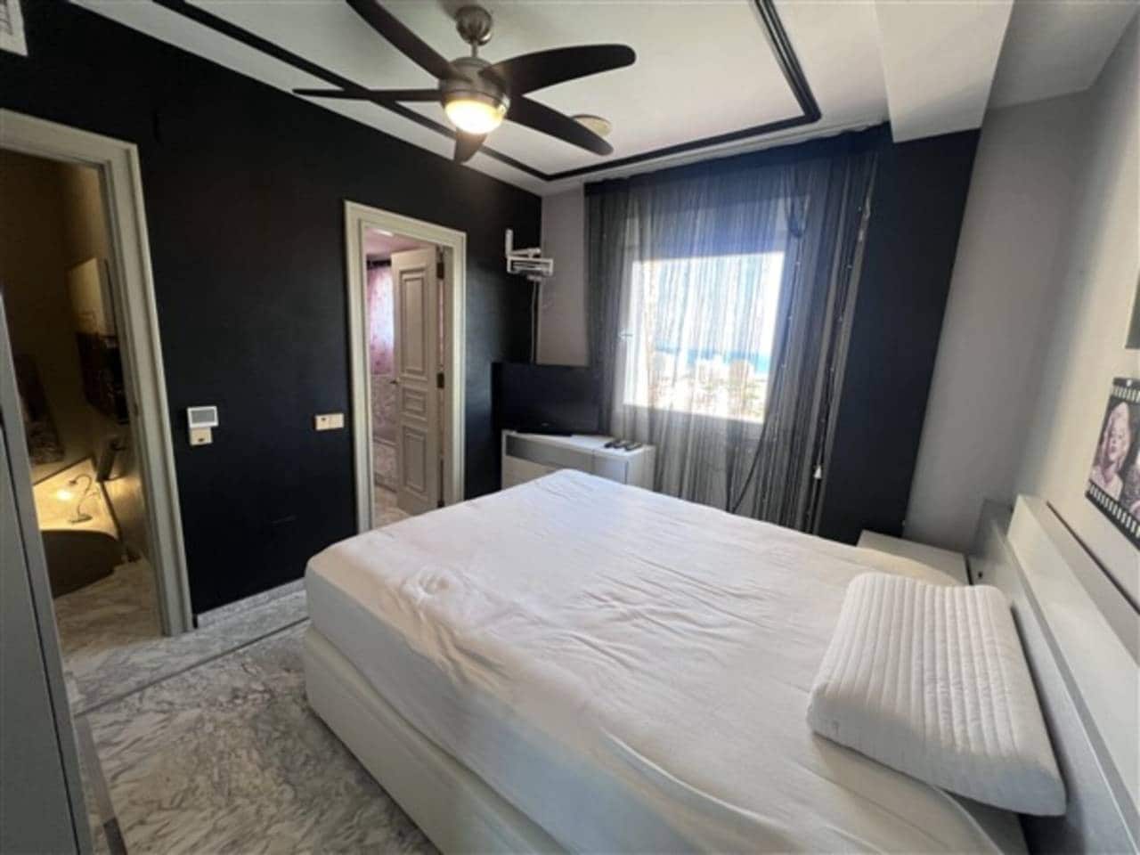 2 chambre Appartement à vendre à La Manga del Mar Menor avec piscine garage - 290 000 € (Ref: 9330056)