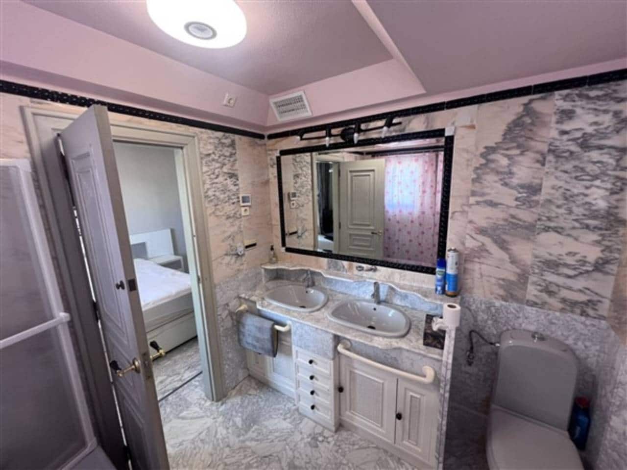 2 chambre Appartement à vendre à La Manga del Mar Menor avec piscine garage - 290 000 € (Ref: 9330056)