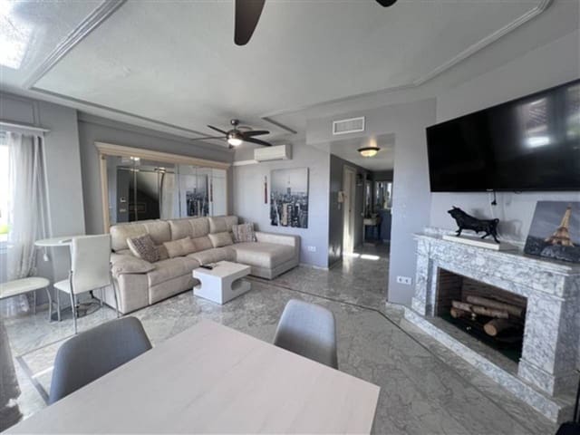 2 bedroom Apartment for sale in La Manga del Mar Menor with pool garage - € 290,000 (Ref: 9330056)