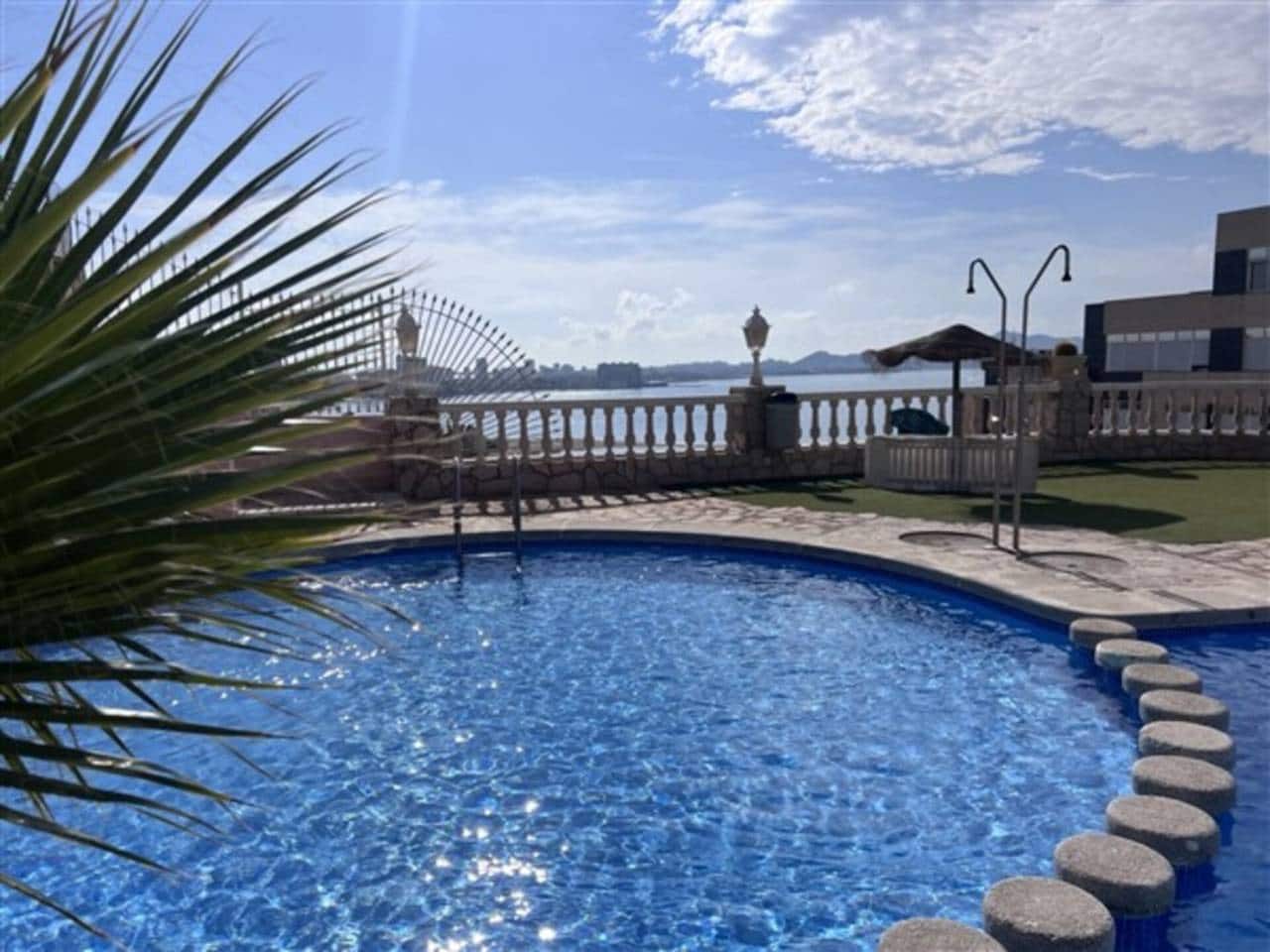 2 chambre Appartement à vendre à La Manga del Mar Menor avec piscine garage - 290 000 € (Ref: 9330056)