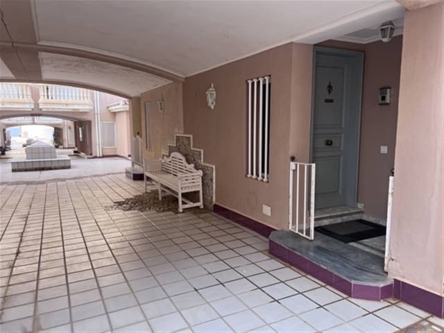 2 bedroom Apartment for sale in La Manga del Mar Menor with pool garage - € 290,000 (Ref: 9330056)