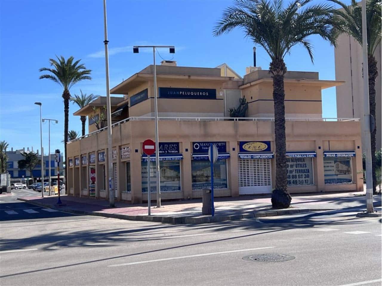 4 bedroom Commercial for sale in La Manga del Mar Menor - € 375,000 (Ref: 9337550)