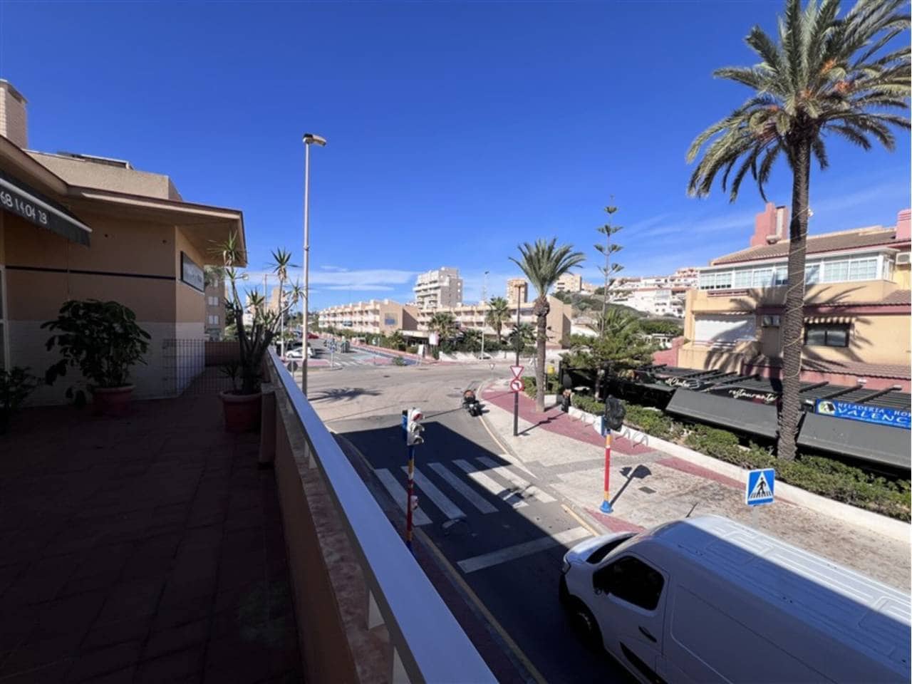 4 bedroom Commercial for sale in La Manga del Mar Menor - € 375,000 (Ref: 9337550)