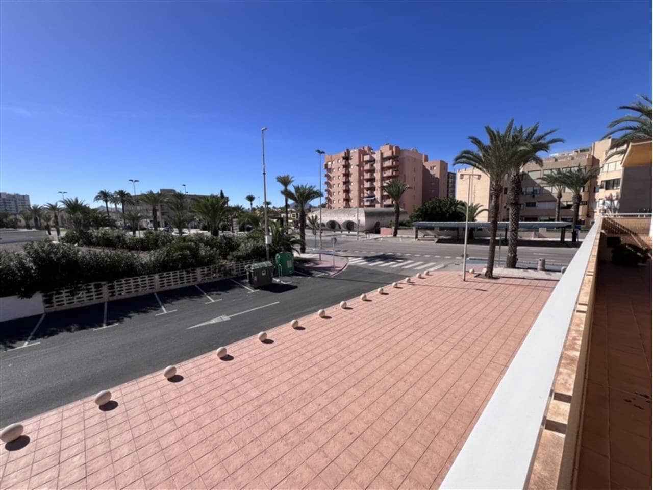 4 bedroom Commercial for sale in La Manga del Mar Menor - € 375,000 (Ref: 9337550)