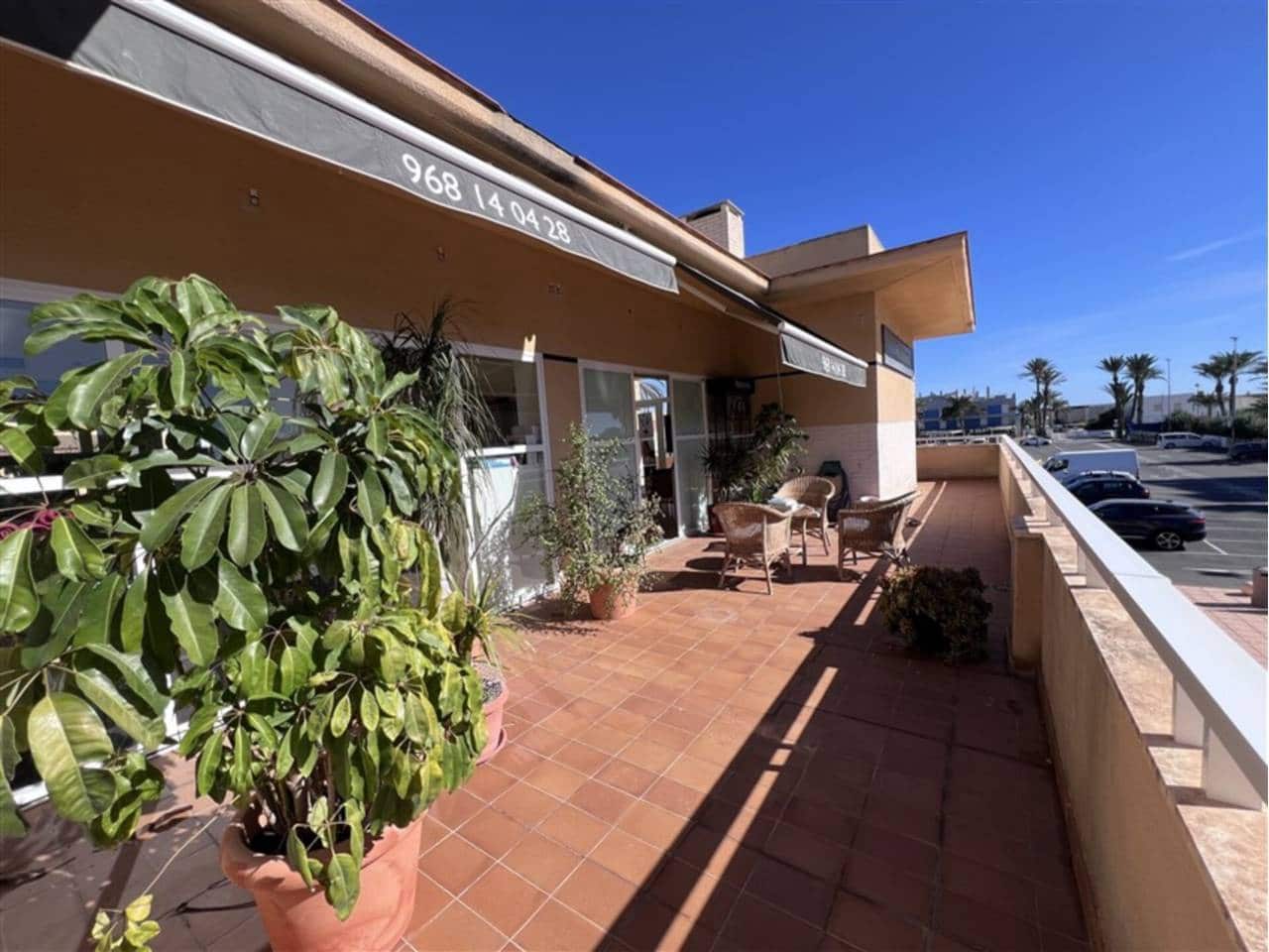 4 bedroom Commercial for sale in La Manga del Mar Menor - € 375,000 (Ref: 9337550)