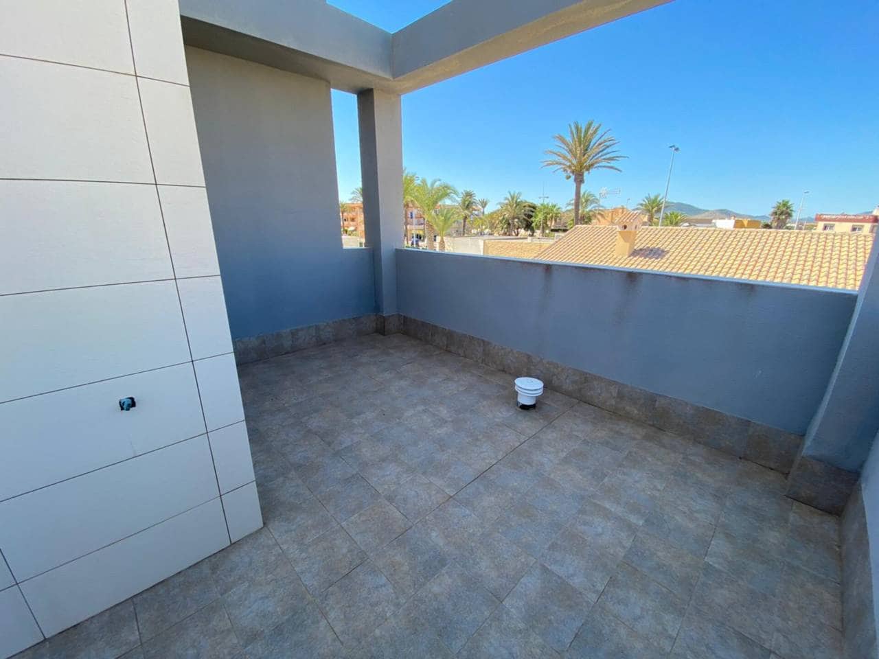 6 bedroom Bungalow for sale in La Manga del Mar Menor with garage - € 1,000,000 (Ref: 9348630)