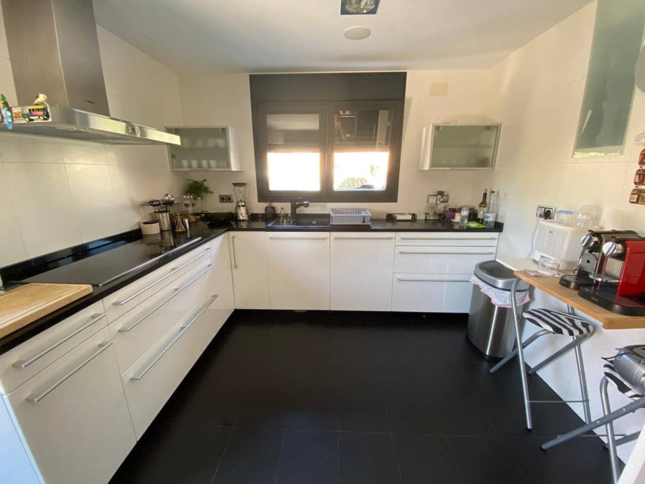 6 bedroom Bungalow for sale in La Manga del Mar Menor with garage - € 1,000,000 (Ref: 9348630)