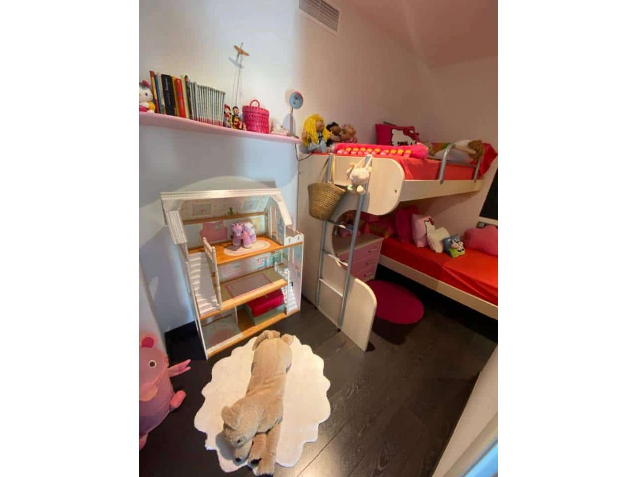 6 bedroom Bungalow for sale in La Manga del Mar Menor with garage - € 1,000,000 (Ref: 9348630)