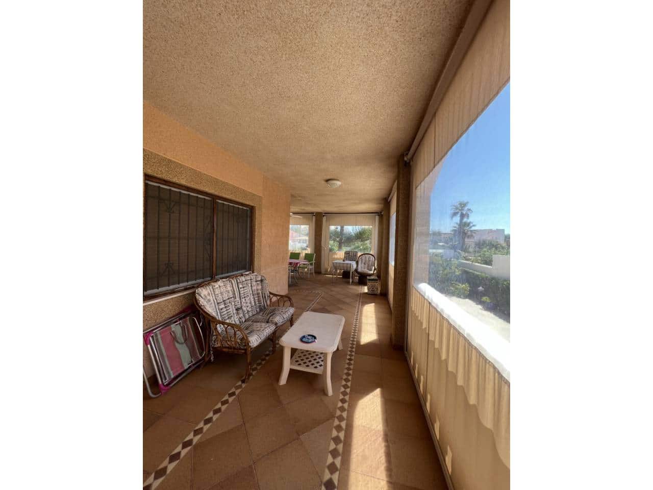 5 sypialnia Willa na sprzedaż w La Manga del Mar Menor z basenem garażem - 590 000 € (Ref: 9348631)