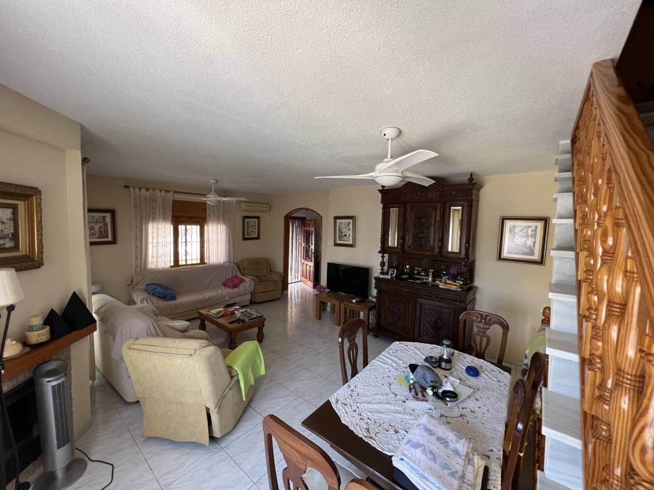 5 sypialnia Willa na sprzedaż w La Manga del Mar Menor z basenem garażem - 590 000 € (Ref: 9348631)