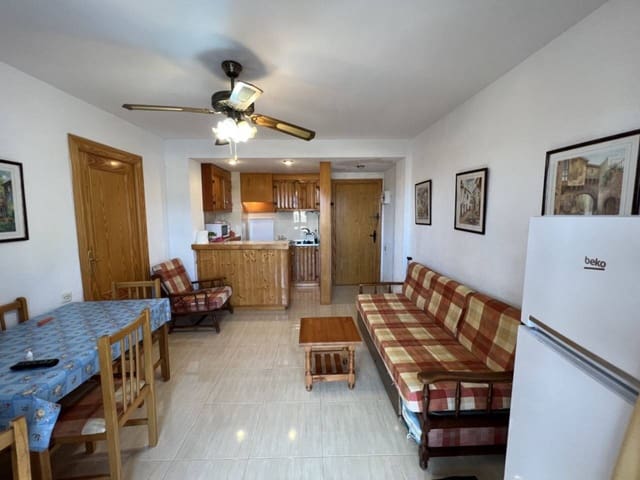 1 Zimmer Wohnung zu verkaufen in La Manga del Mar Menor mit Pool - 136.000 € (Ref: 9387097)