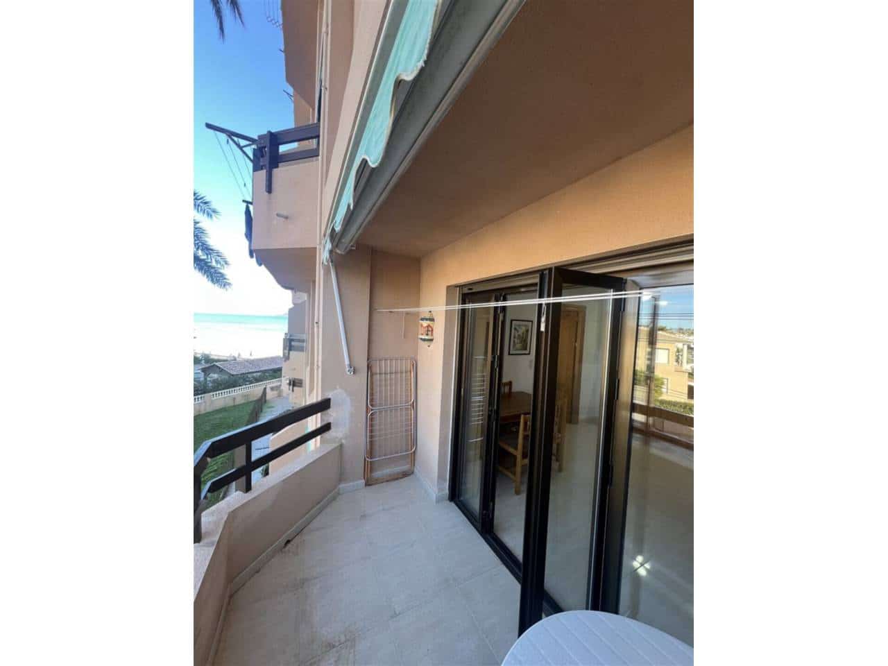 Piso de 1 habitación en La Manga del Mar Menor en venta con piscina - 134.000 € (Ref: 9387097)