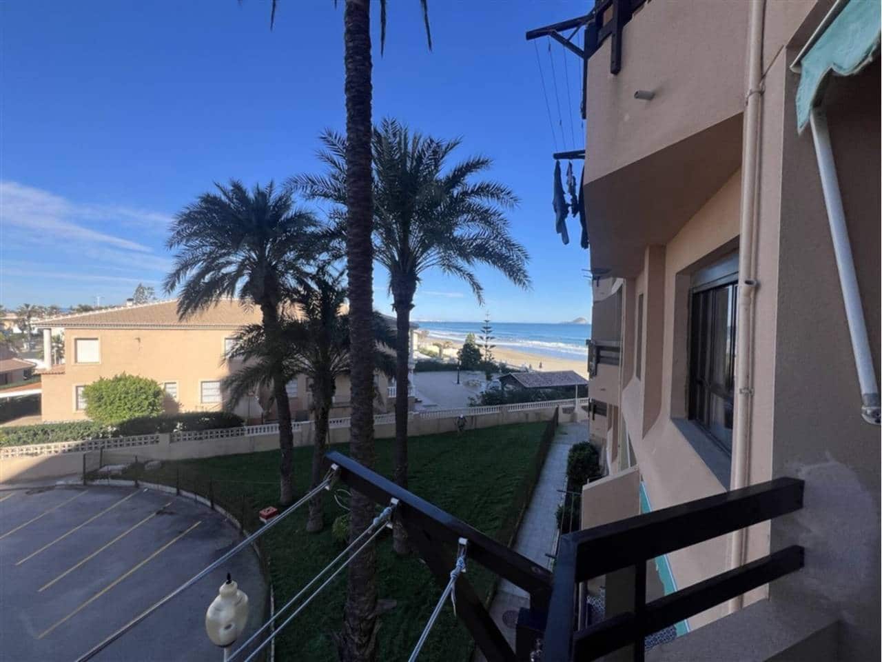 Piso de 1 habitación en La Manga del Mar Menor en venta con piscina - 134.000 € (Ref: 9387097)