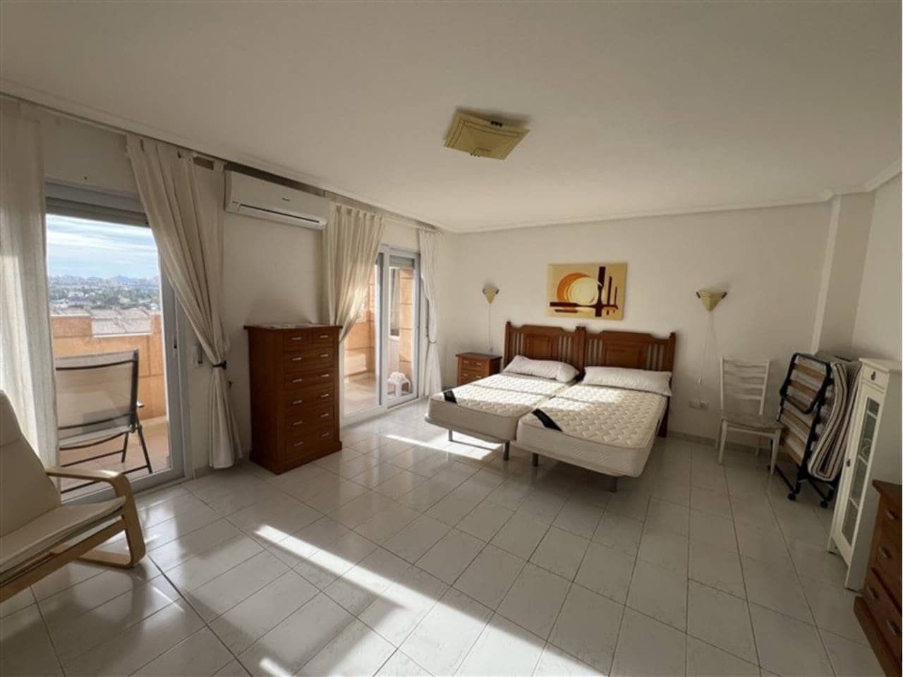 Piso de 2 habitaciones en La Manga del Mar Menor en venta con piscina garaje - 299.500 € (Ref: 9441122)