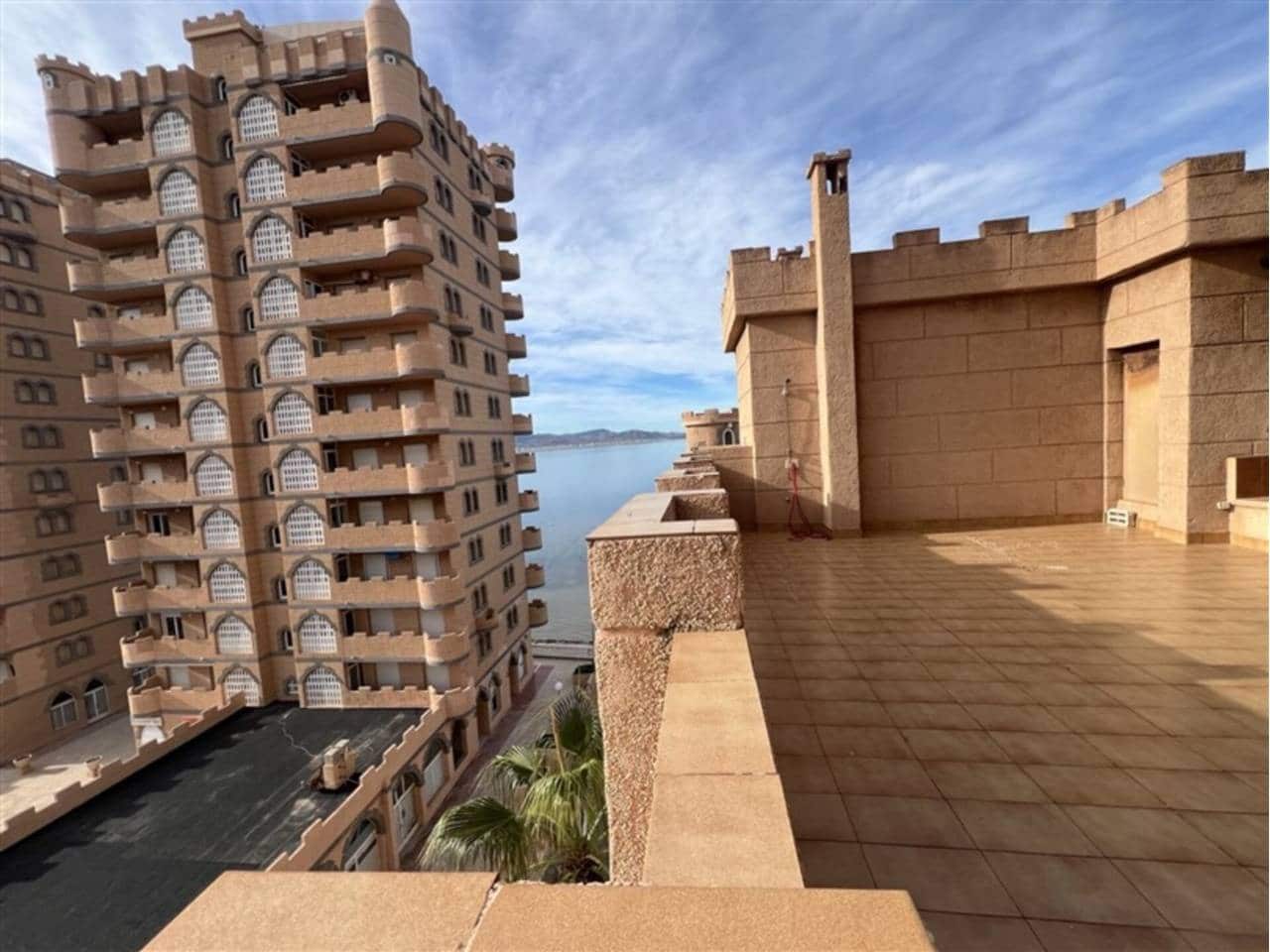Piso de 2 habitaciones en La Manga del Mar Menor en venta con piscina garaje - 299.500 € (Ref: 9441122)