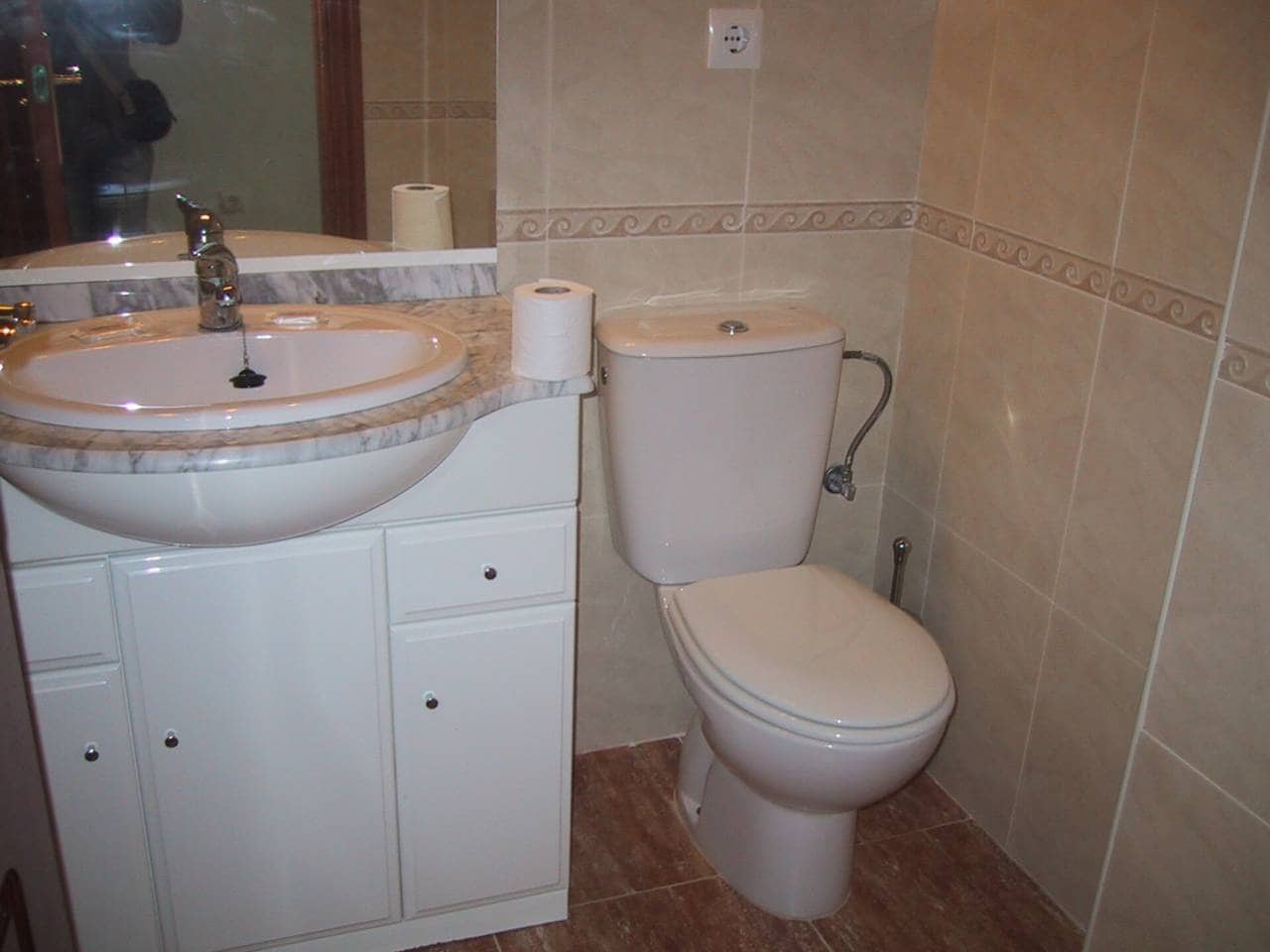 2 bedroom Flat for sale in La Manga del Mar Menor with pool - € 225,000 (Ref: 9480850)