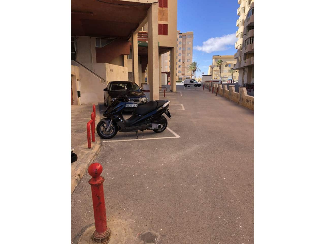 4 Zimmer Wohnung zu verkaufen in La Manga del Mar Menor mit Pool - 170.000 € (Ref: 9554429)