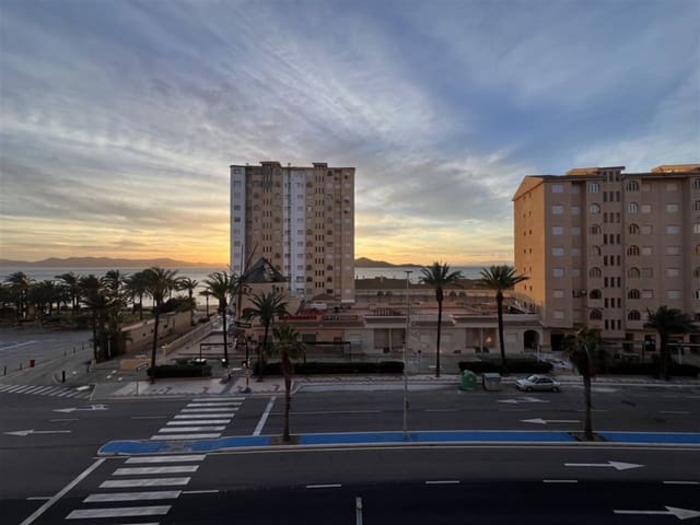 4 chambre Appartement à vendre à La Manga del Mar Menor avec piscine - 170 000 € (Ref: 9554429)