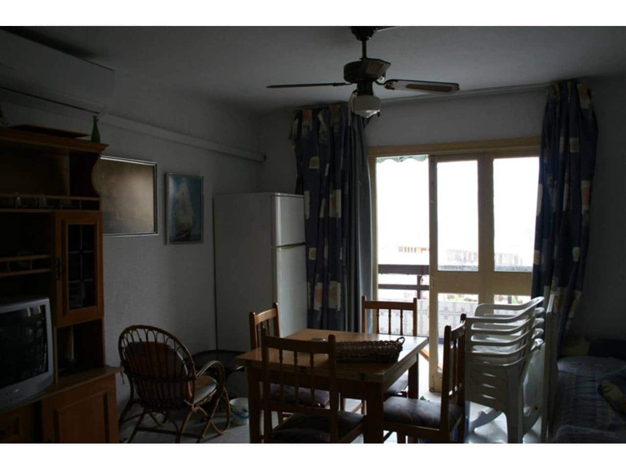 2 bedroom Apartment for sale in La Manga del Mar Menor with pool - € 135,000 (Ref: 9747475)