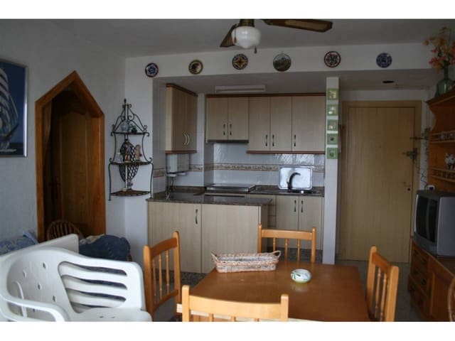 2 makuuhuone Huoneisto myytävänä paikassa La Manga del Mar Menor mukana uima-altaan - 135 000 € (Ref: 9747475)