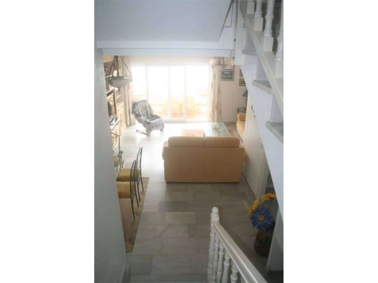 Apartamento de 3 habitaciones en La Manga del Mar Menor en venta con piscina garaje - 350.000 € (Ref: 9793913)