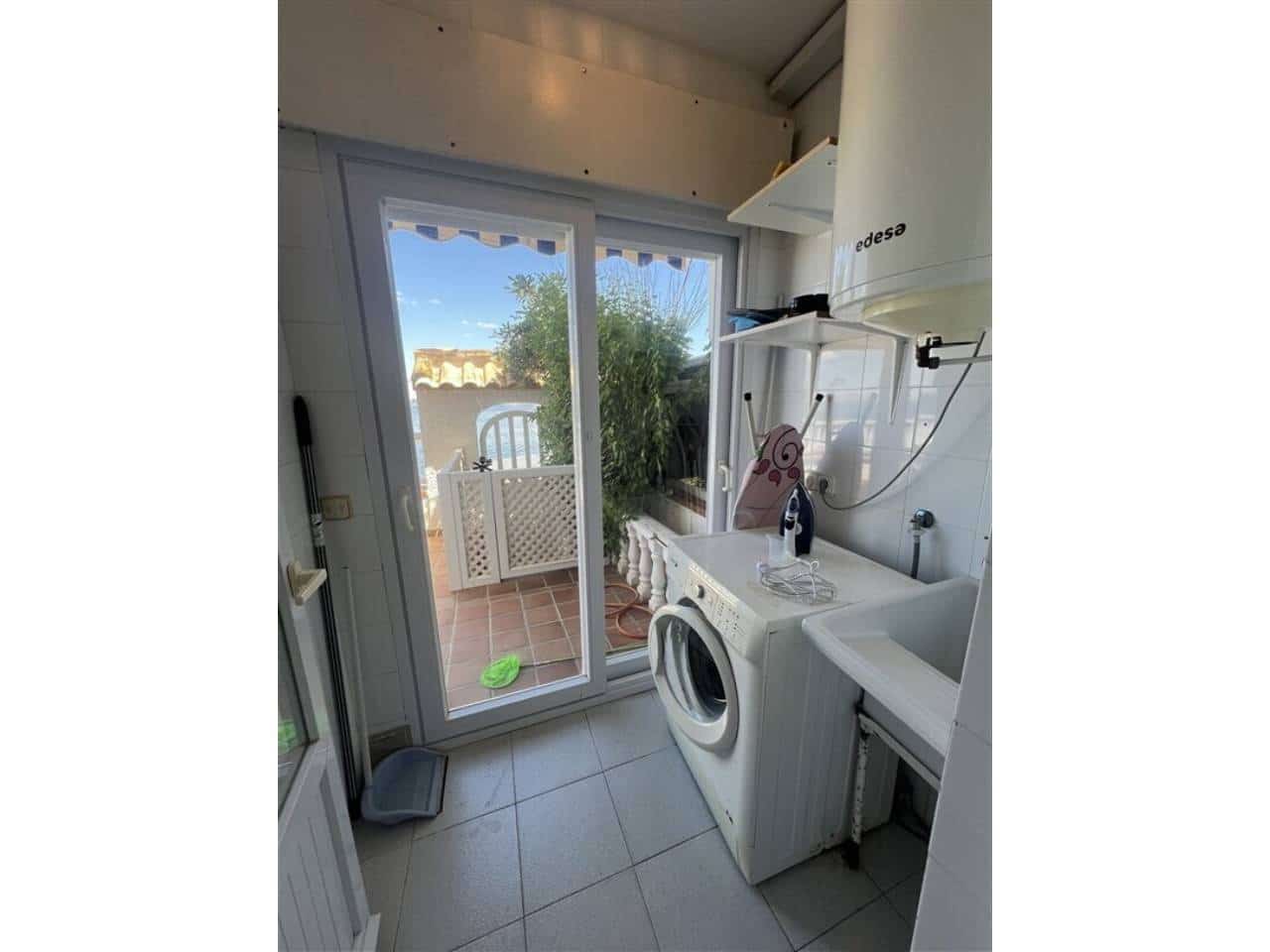 3 bedroom Apartment for sale in La Manga del Mar Menor with pool garage - € 350,000 (Ref: 9793913)
