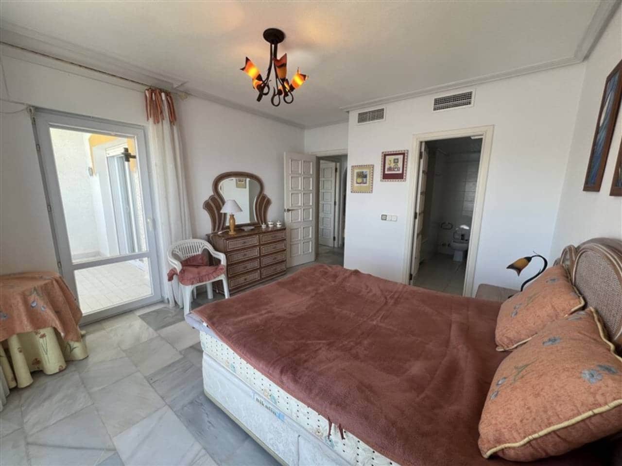 3 bedroom Apartment for sale in La Manga del Mar Menor with pool garage - € 350,000 (Ref: 9793913)