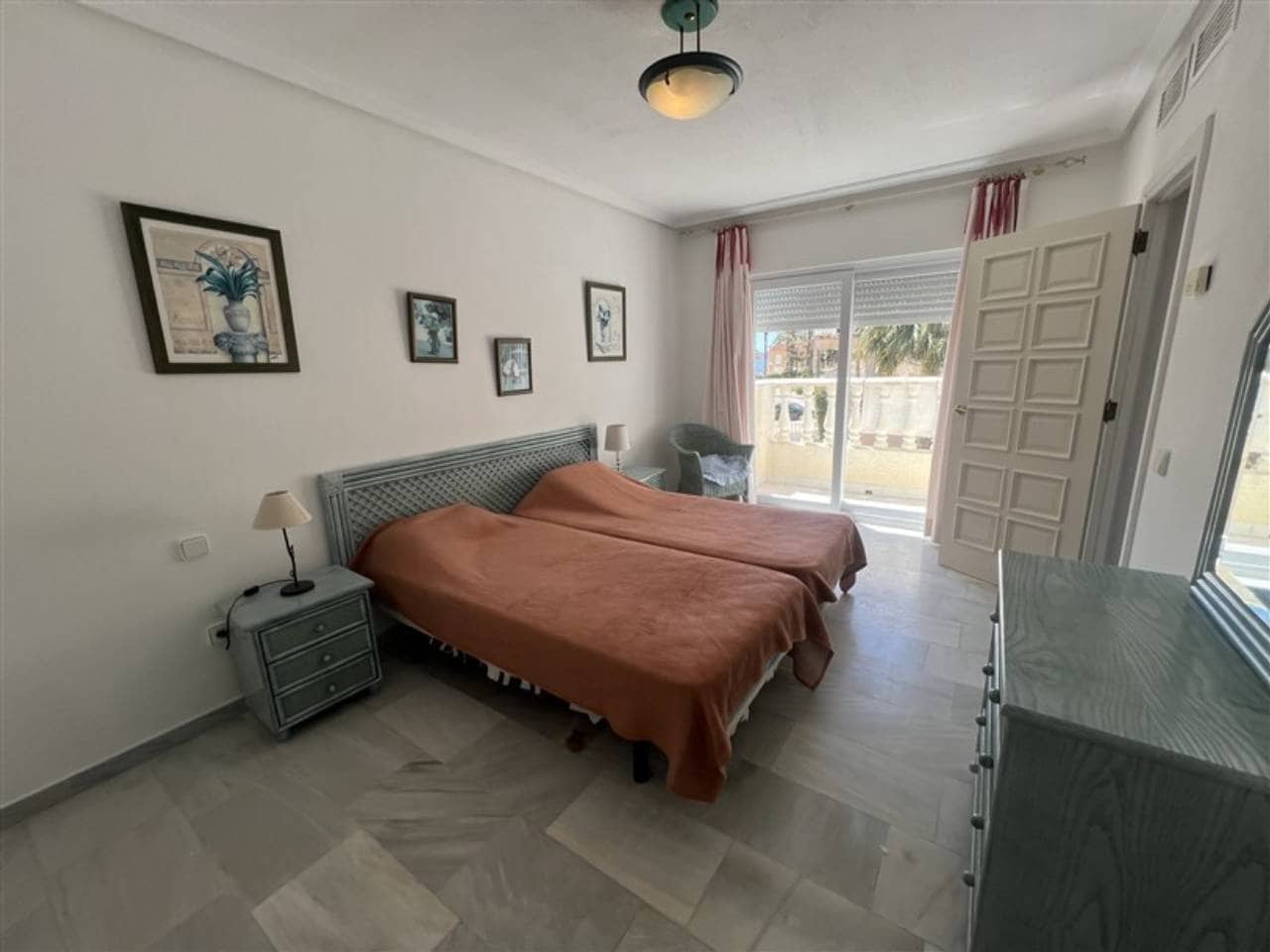 3 bedroom Apartment for sale in La Manga del Mar Menor with pool garage - € 350,000 (Ref: 9793913)