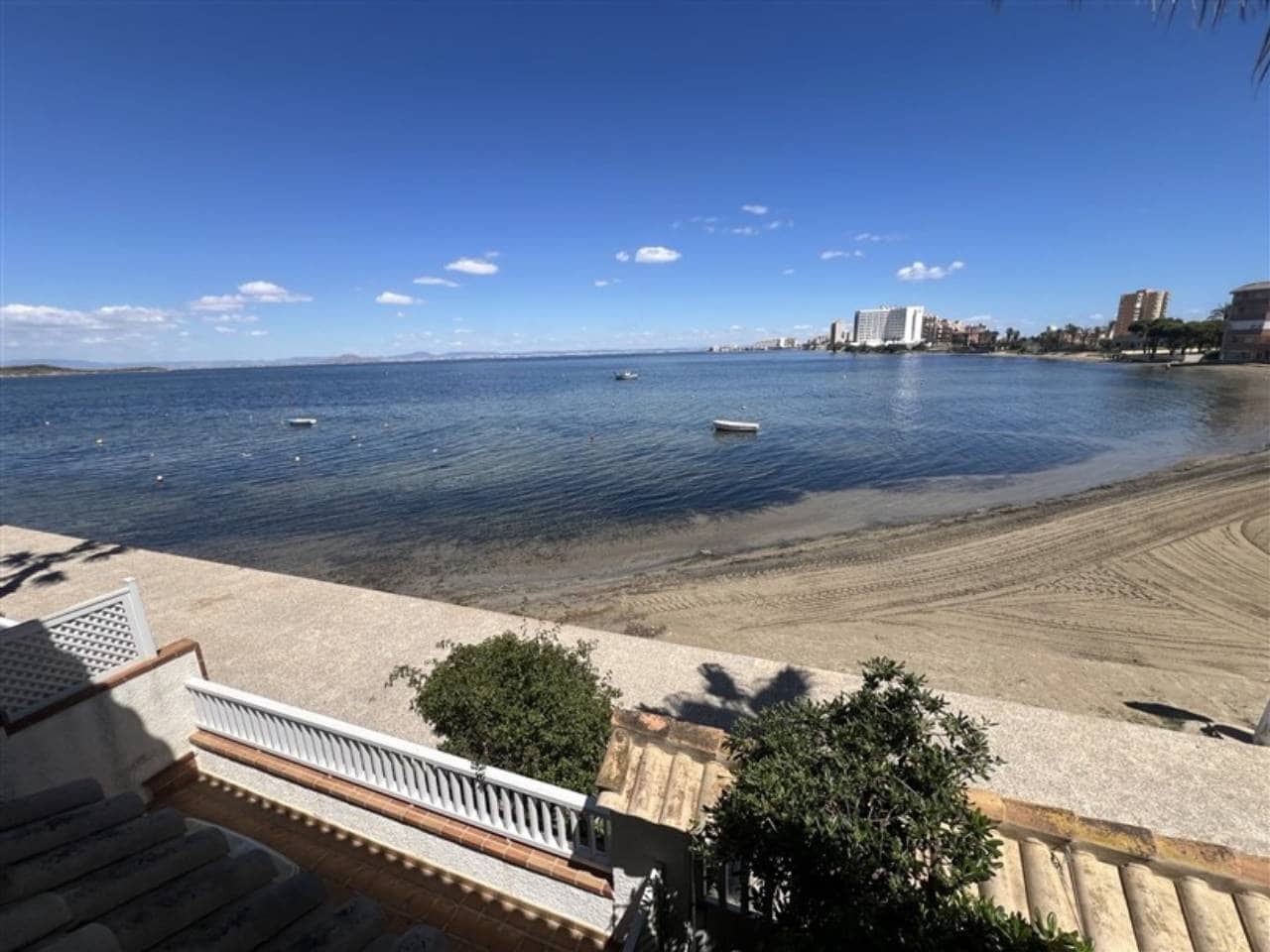 3 bedroom Apartment for sale in La Manga del Mar Menor with pool garage - € 350,000 (Ref: 9793913)