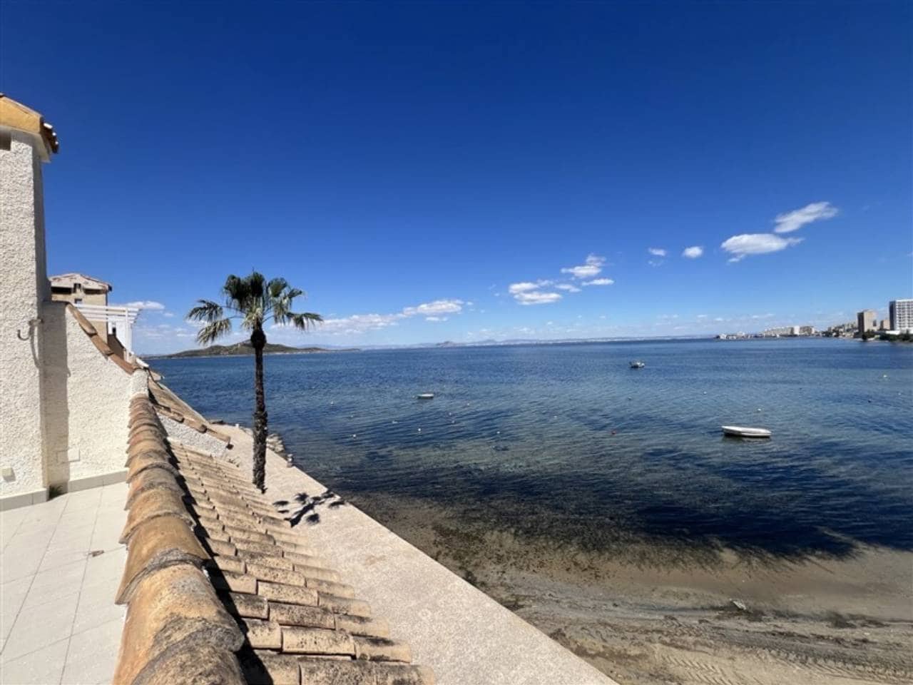 3 bedroom Apartment for sale in La Manga del Mar Menor with pool garage - € 350,000 (Ref: 9793913)
