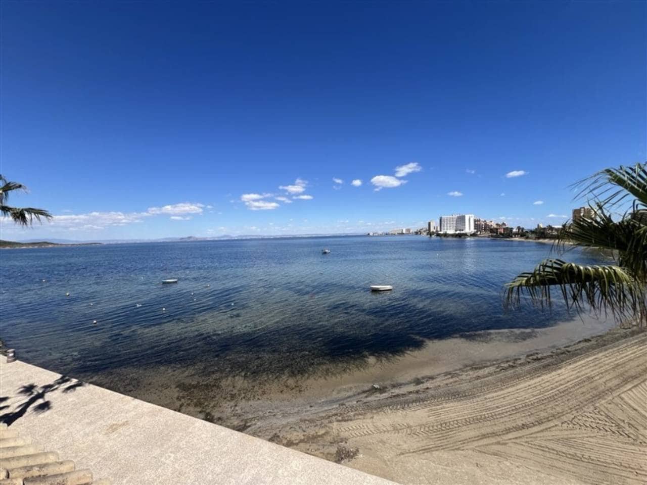 3 bedroom Apartment for sale in La Manga del Mar Menor with pool garage - € 350,000 (Ref: 9793913)