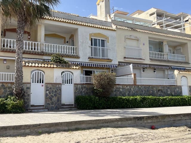 3 makuuhuone Huoneisto myytävänä paikassa La Manga del Mar Menor mukana uima-altaan 
autotalli - 350 000 € (Ref: 9793913)