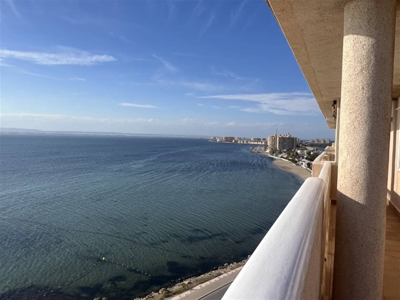 3 slaapkamer Penthouse te koop in La Manga del Mar Menor met zwembad garage - € 350.000 (Ref: 9816850)