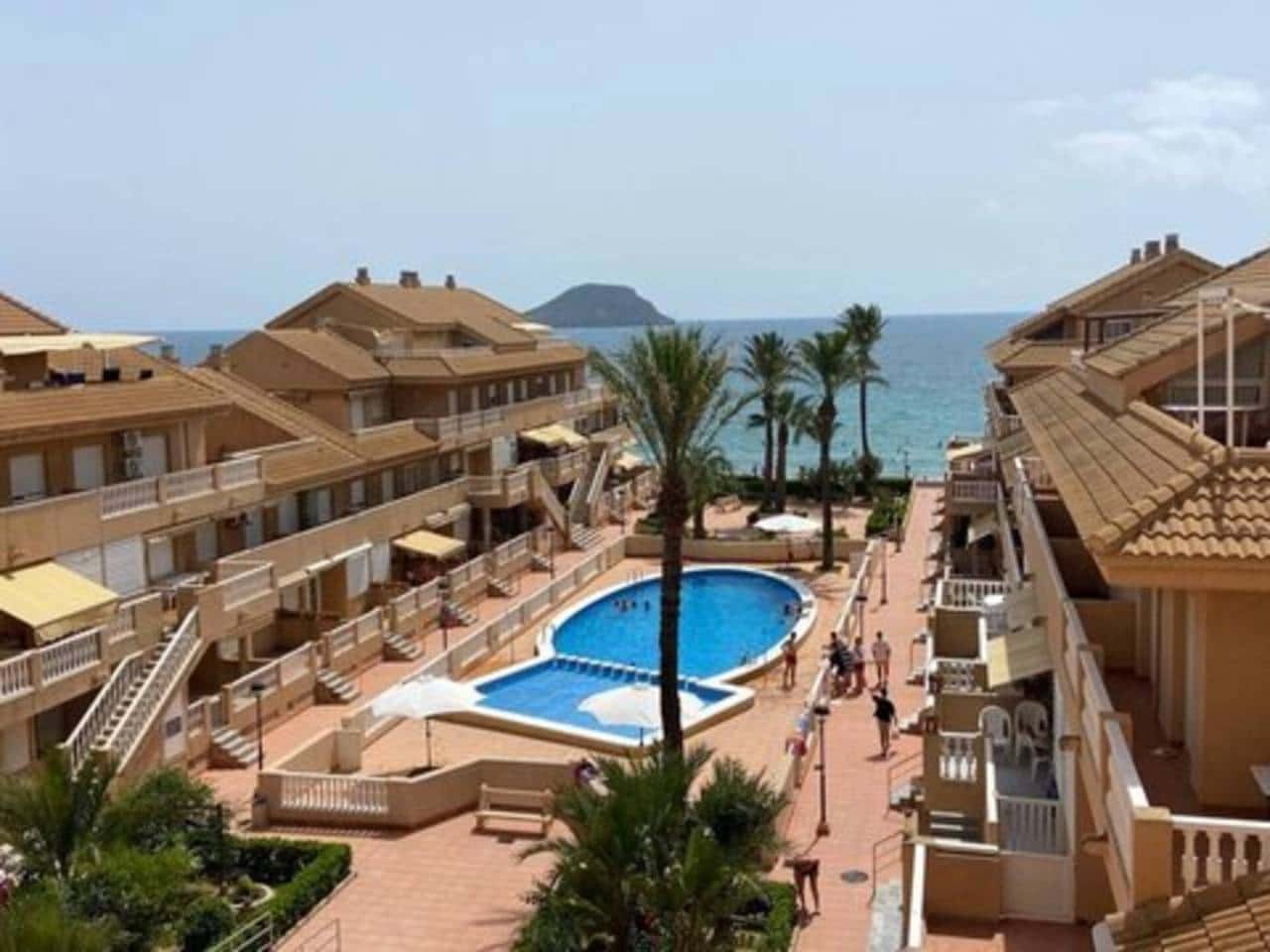 3 slaapkamer Penthouse te koop in La Manga del Mar Menor met zwembad garage - € 350.000 (Ref: 9816850)