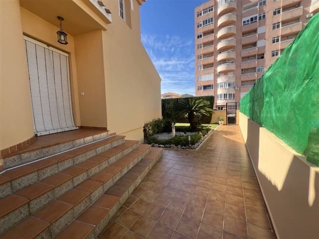 3 soveværelse Villa til salg i Cartagena med swimmingpool garage - € 490.000 (Ref: 9835073)