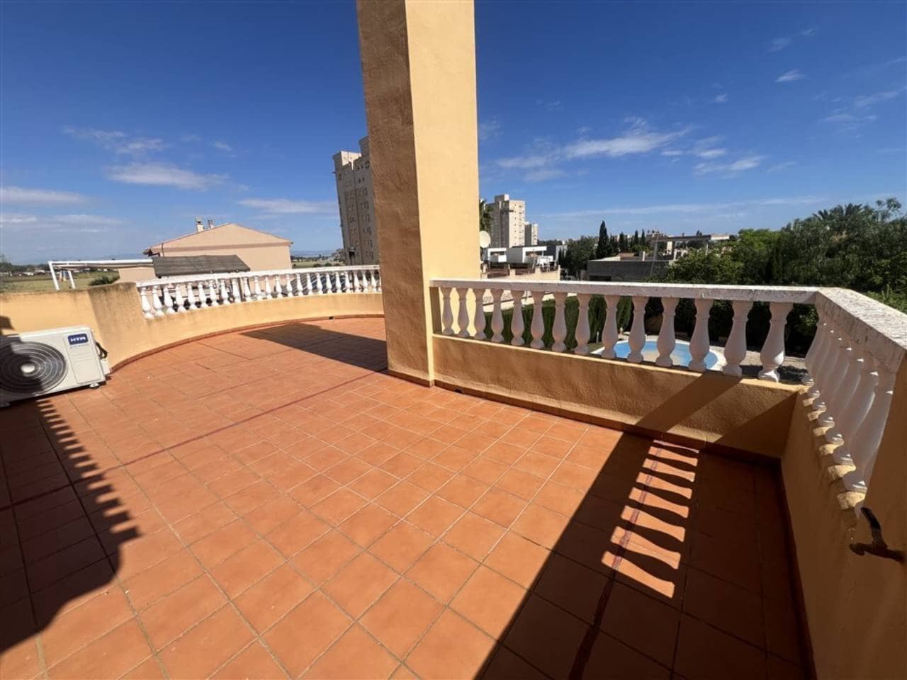 3 makuuhuone Huvila myytävänä paikassa Cartagena mukana uima-altaan 
autotalli - 490 000 € (Ref: 9835073)