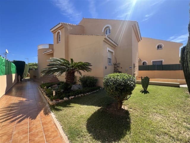 3 soveværelse Villa til salg i Cartagena med swimmingpool garage - € 490.000 (Ref: 9835073)