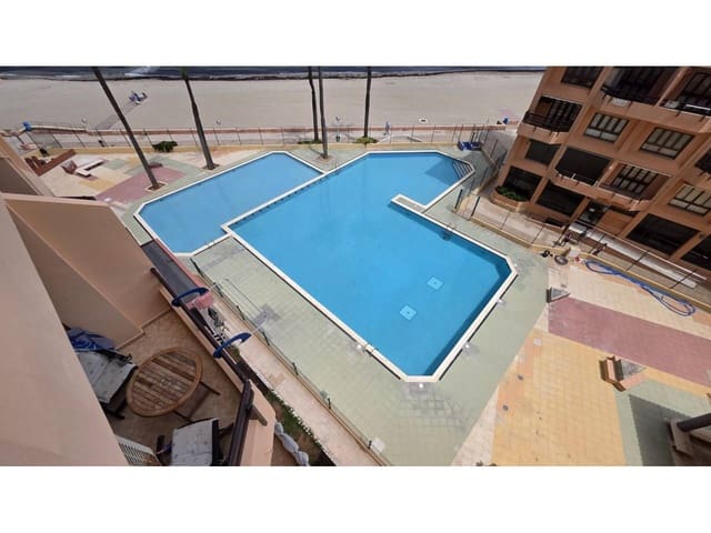1 soveværelse Lejlighed til salg i La Manga del Mar Menor med swimmingpool - € 128.000 (Ref: 9850828)