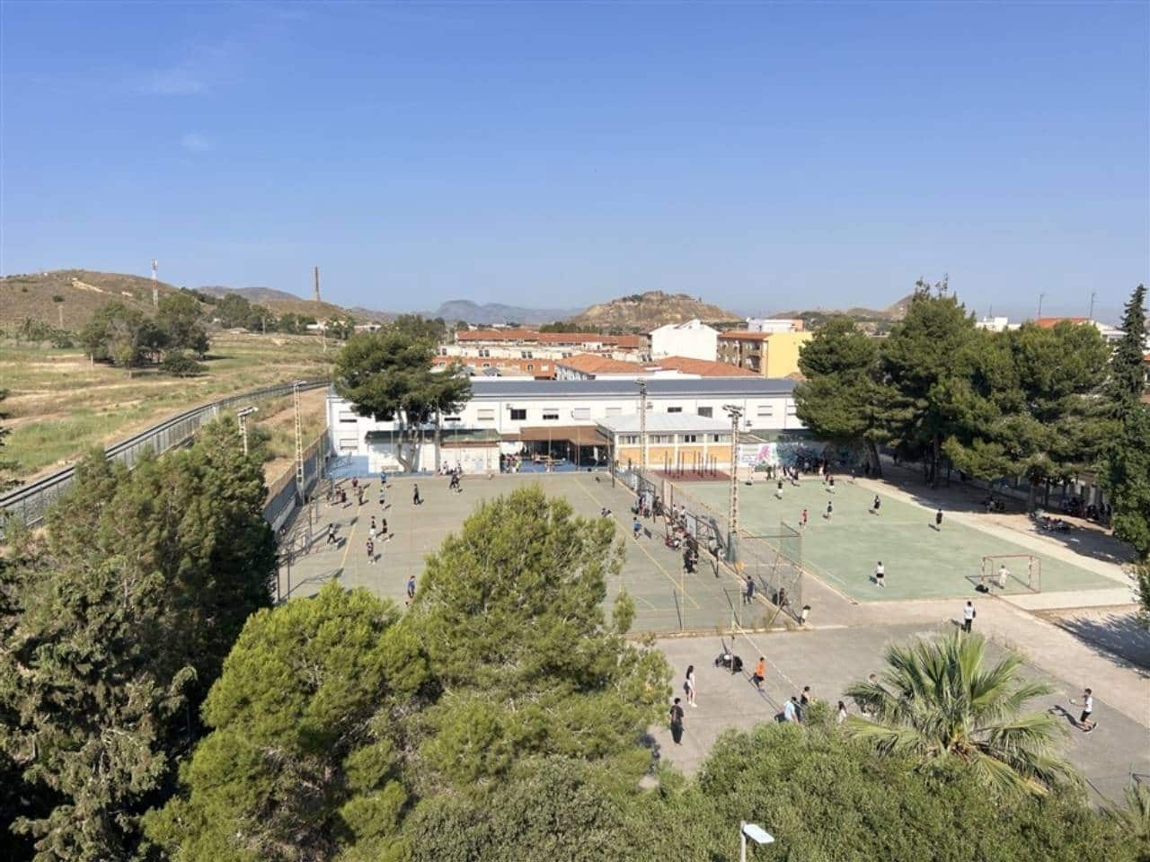 2 bedroom Apartment for sale in La Union with garage - € 95,000 (Ref: 9898601)