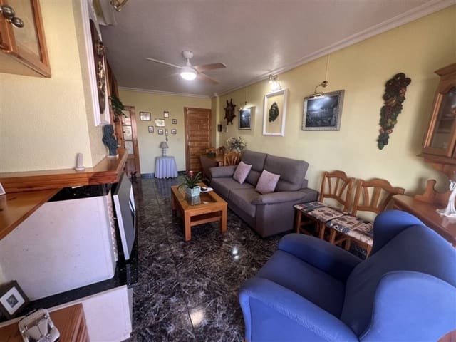 2 makuuhuone Huoneisto myytävänä paikassa La Manga del Mar Menor mukana uima-altaan 
autotalli - 205 000 € (Ref: 9935433)