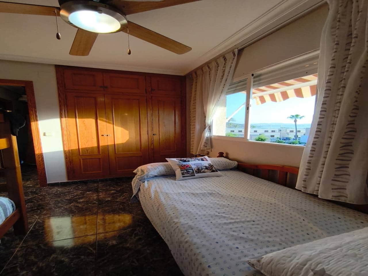 2 bedroom Apartment for sale in La Manga del Mar Menor with pool garage - € 205,000 (Ref: 9935433)