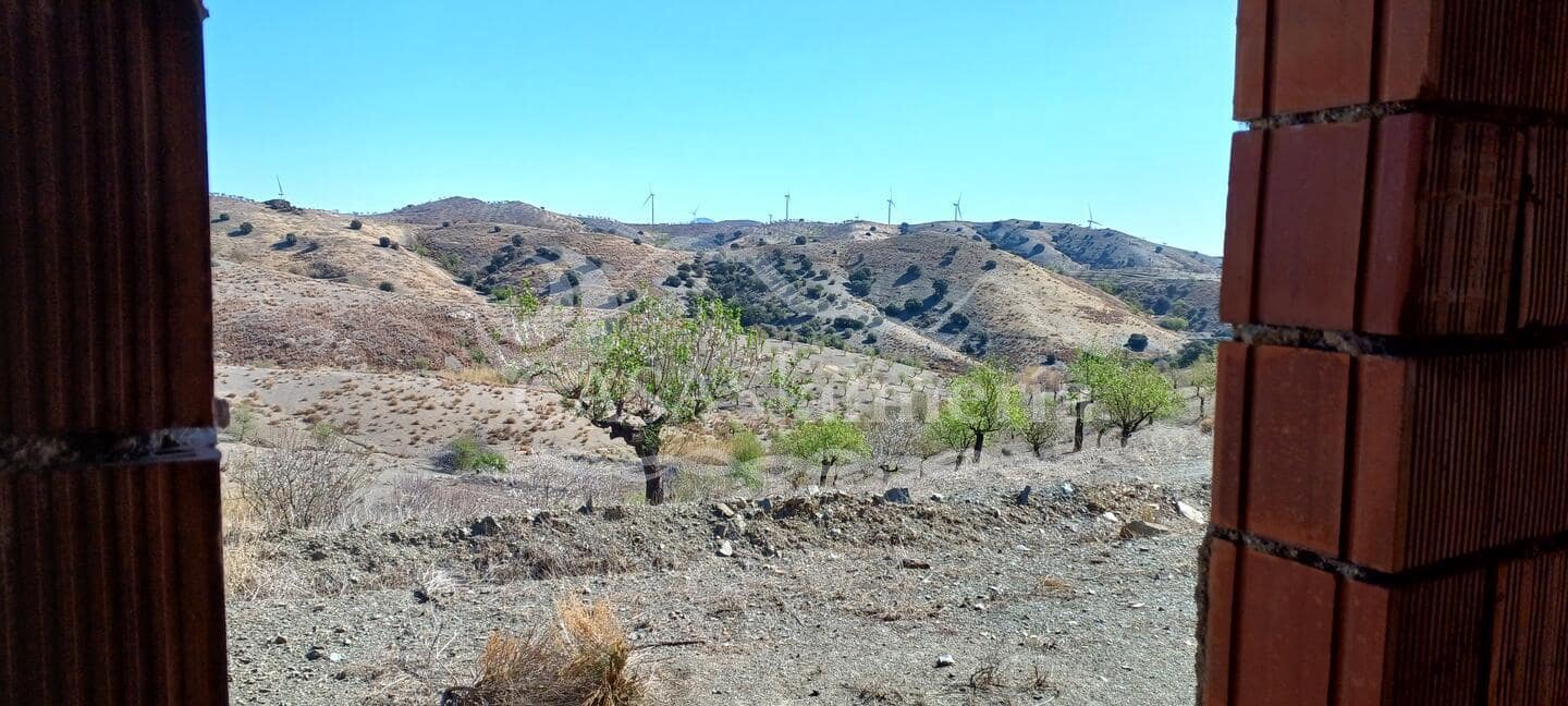 Villa te koop in Velez-Rubio - € 55.000 (Ref: 1064748)