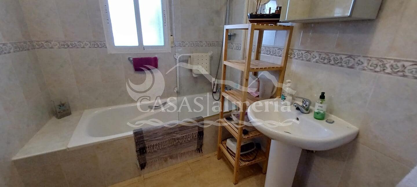 6 makuuhuone Maalaistalo myytävänä paikassa Huercal-Overa mukana uima-altaan - 185 000 € (Ref: 1870216)